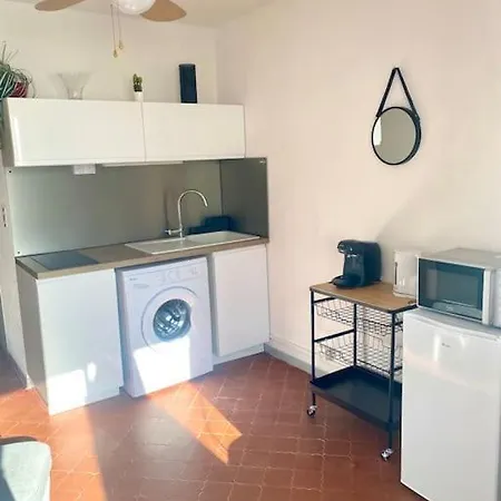 Centre, 2eme Ligne Petite Vue Mer- Self Check In Апартаменты Ла-Гранд-Мот