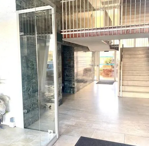 Centre, 2eme Ligne Petite Vue Mer- Self Check In Apartamento *