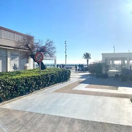 Apartment Petite Vue Mer, Centre Motte *