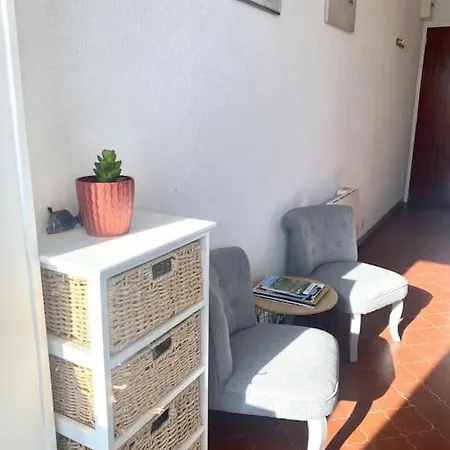 アパート Centre, 2eme Ligne Petite Vue Mer- Self Check In