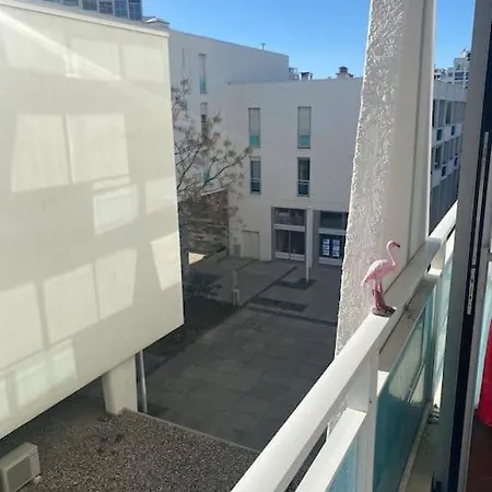 Apartment Centre, 2eme Ligne Petite Vue Mer- Self Check In