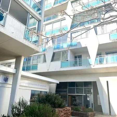 Petite Vue Mer, Centre Motte Apartment *